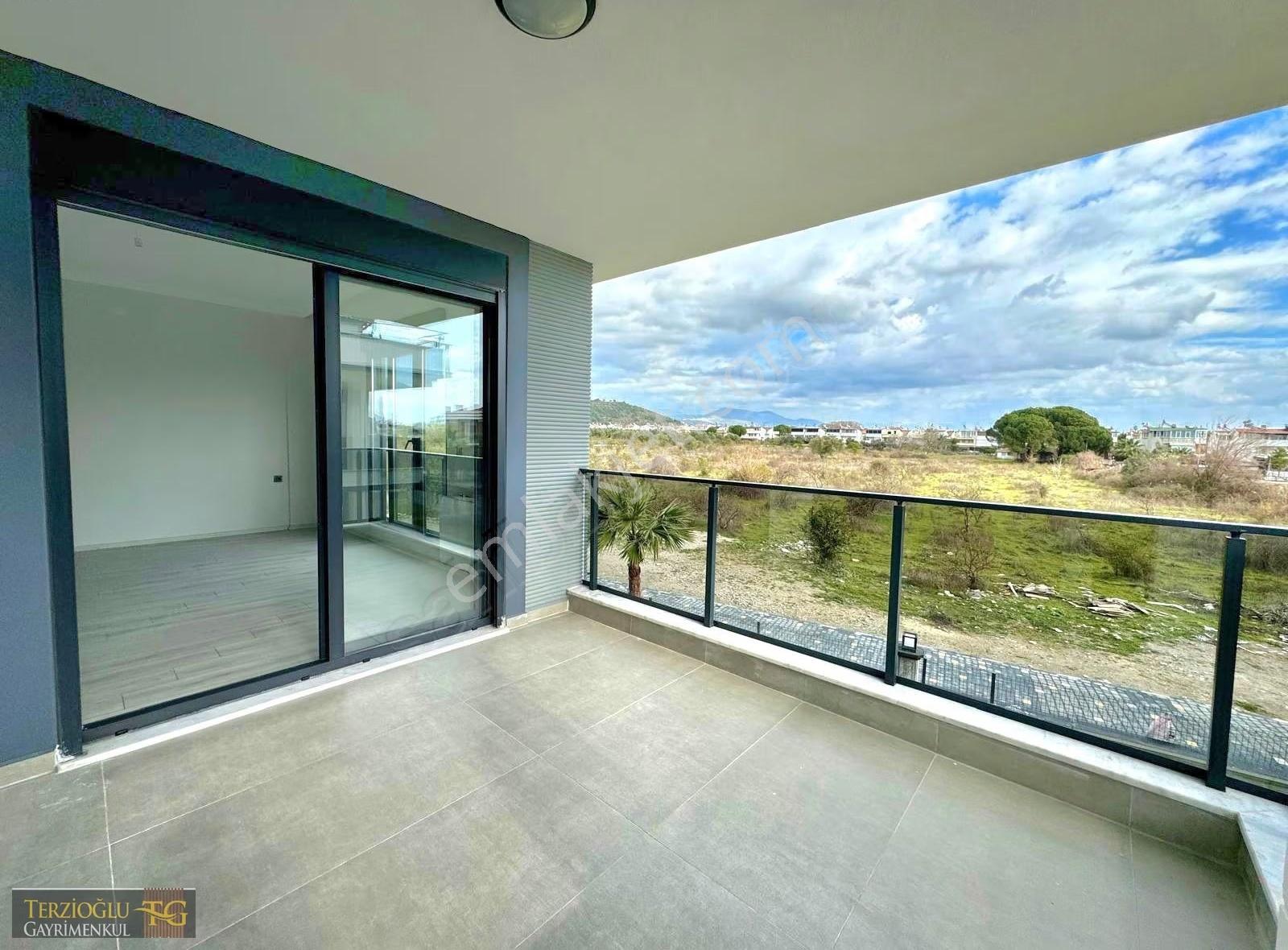 Terzioğlundan Gürede Havuzlu Sitede Denize 300 Mt 5+1 Lüks Villa - Görsel 19