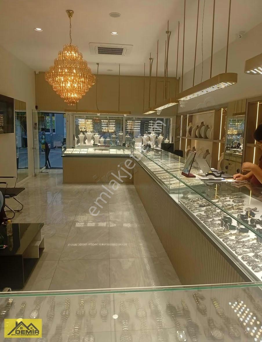 Demir Emlak'tan Sevgiyolunda Kiralık Dükkan - Görsel 8