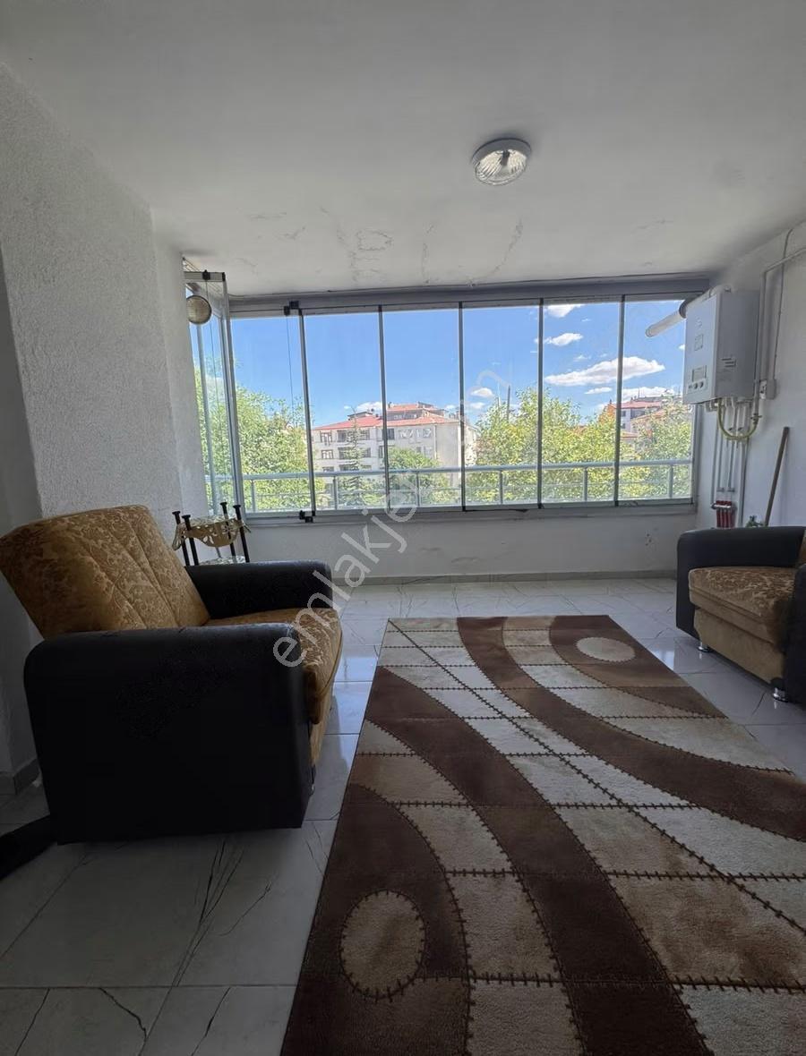 Yunus Emre Bulvarı Anayol Üzeri Eşyalı Kiralık 1+1 Daire - Görsel 3
