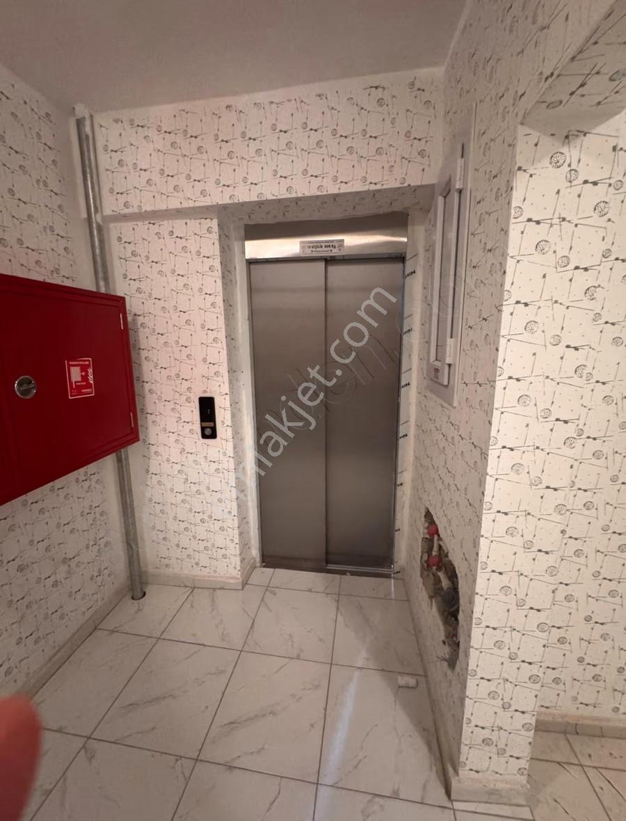 Yunus Emre Bulvarı Anayol Üzeri Eşyalı Kiralık 1+1 Daire - Görsel 2