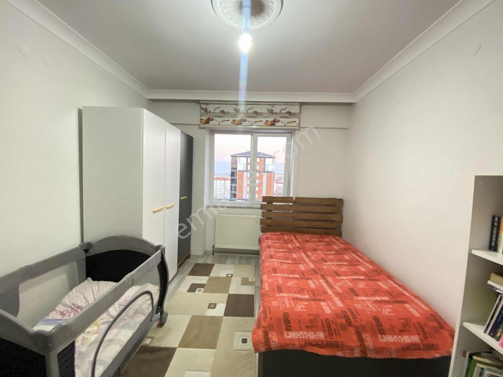 An-ka'dan Basri'de Okullar Bölgesi 3+1 Full Yapılı Kiralık Daire - Görsel 2