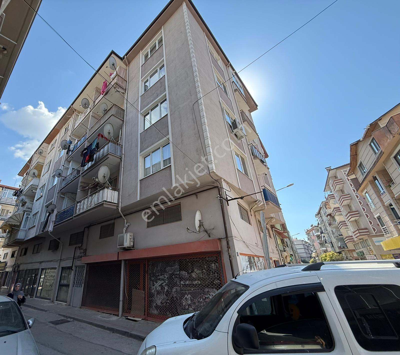C21 Cius; Gemlik Merkezin Kalbinde Satılık 3+1 Ara Kat Daire - Görsel 5