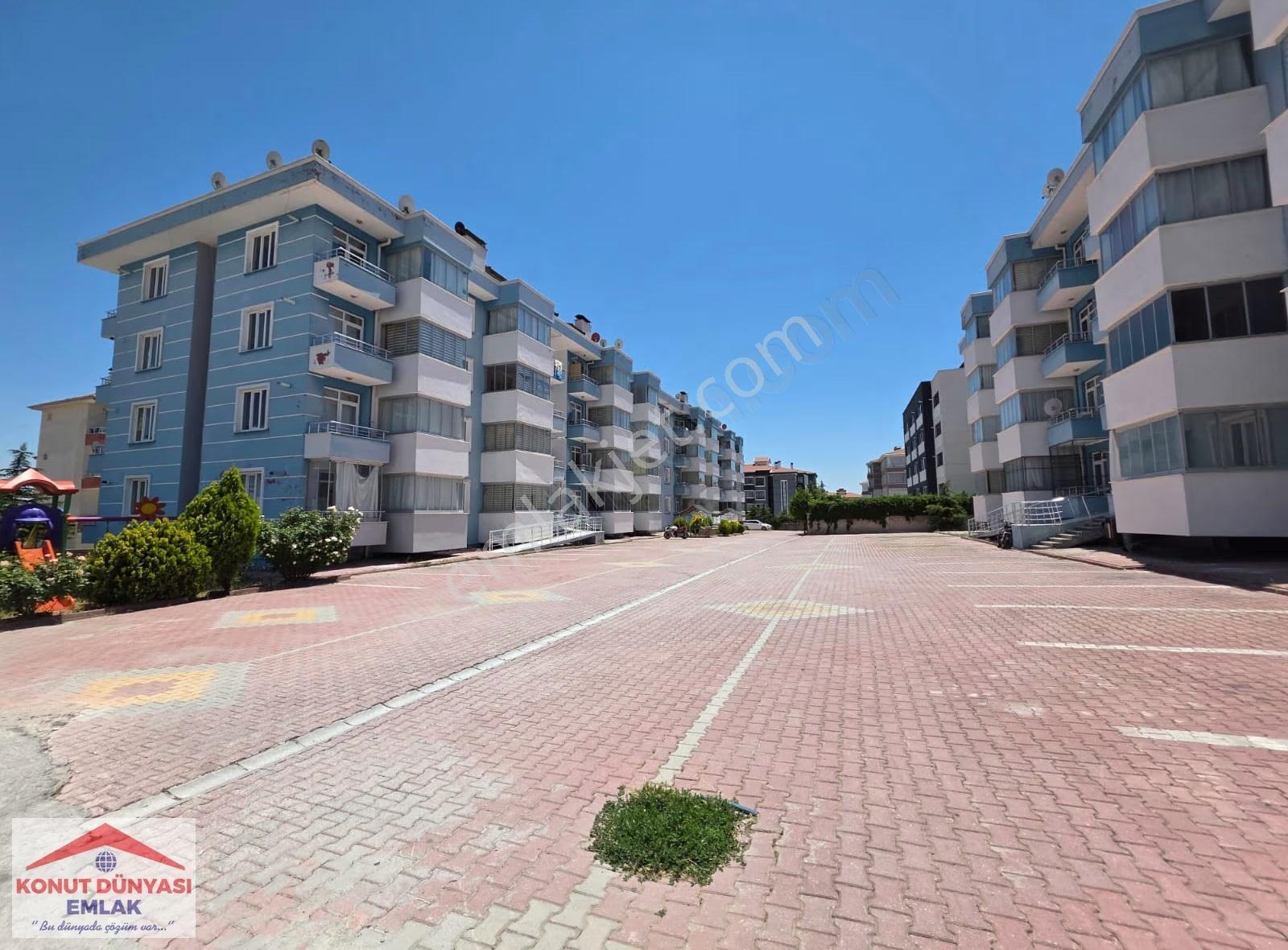 Veysel Karani Cad. Üzeri Işıkgold Sitesi 2+1 Eşyalı Arakat - Görsel 2
