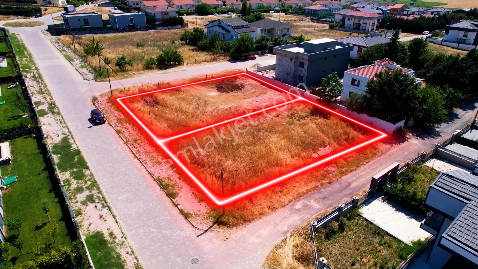 Silivri Mimarsinan Villalar Bölgesin'de 694m2 İmarlı Arsa - Görsel 4