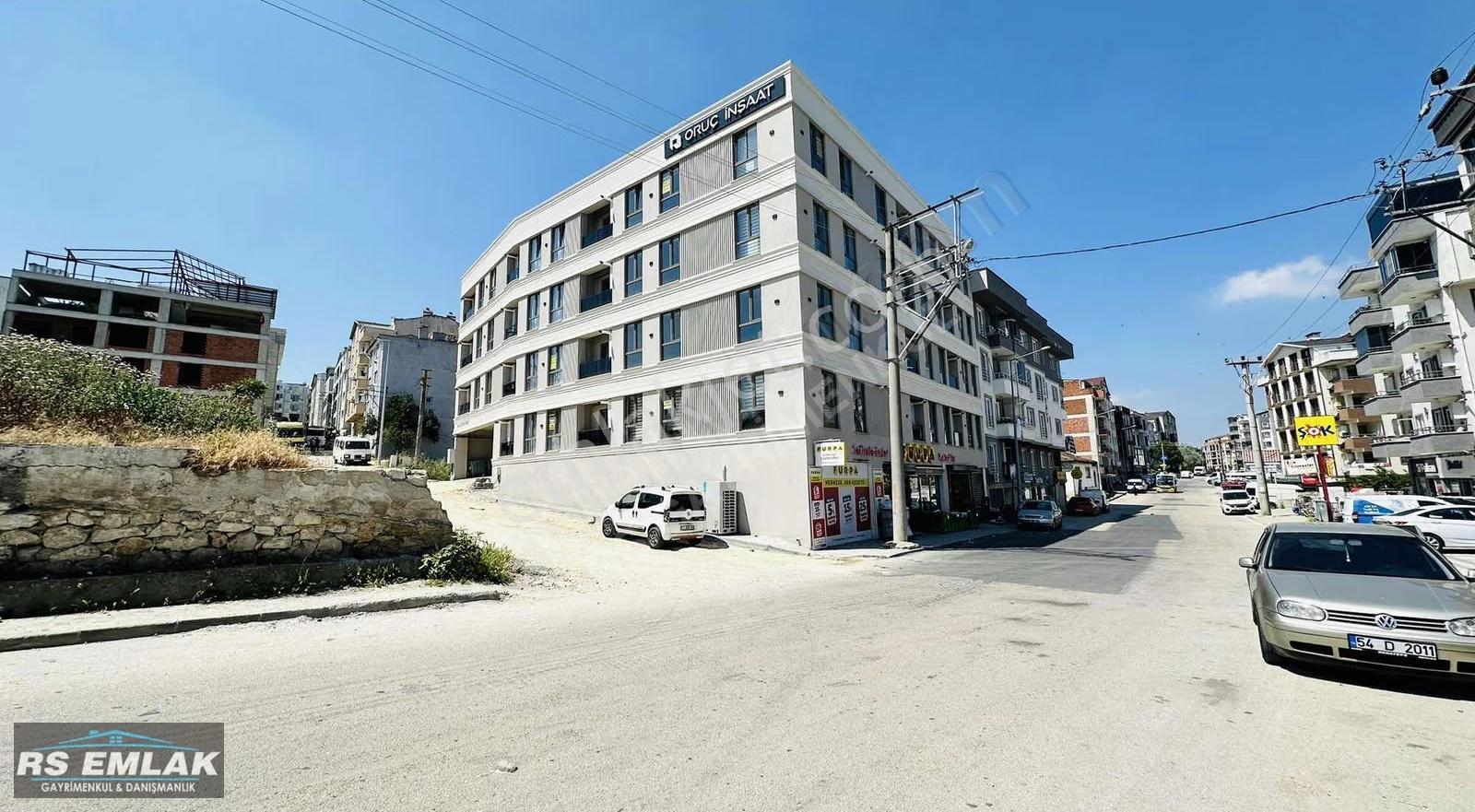 Dumlupınar'da Ana Cadde Üzeri Eşyalı 2+1 Kiralık Daire - Görsel 24