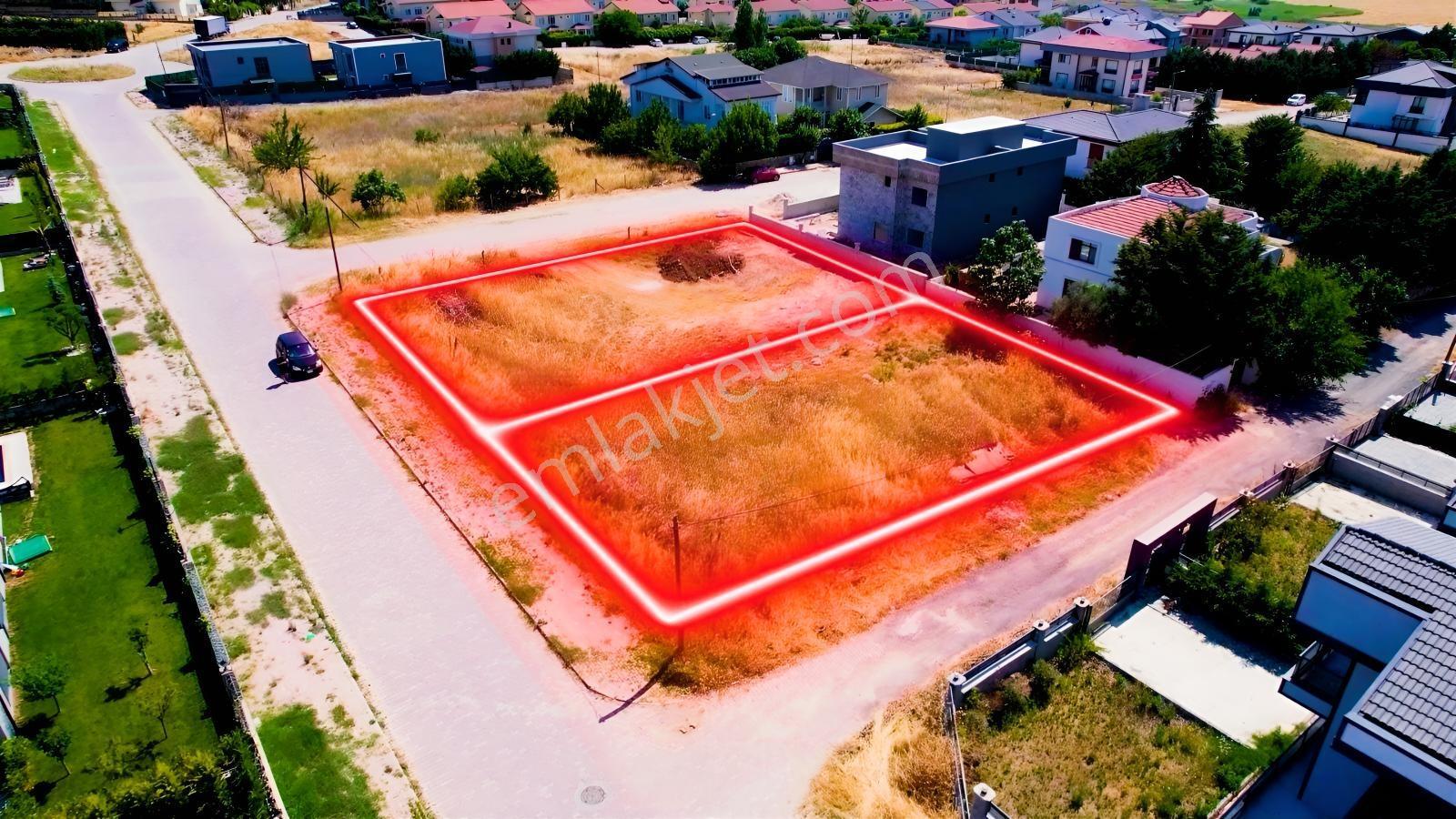 Silivri Mimarsinan Villalar Bölgesin'de 1388m2 İmarlı Arsa - Görsel 9