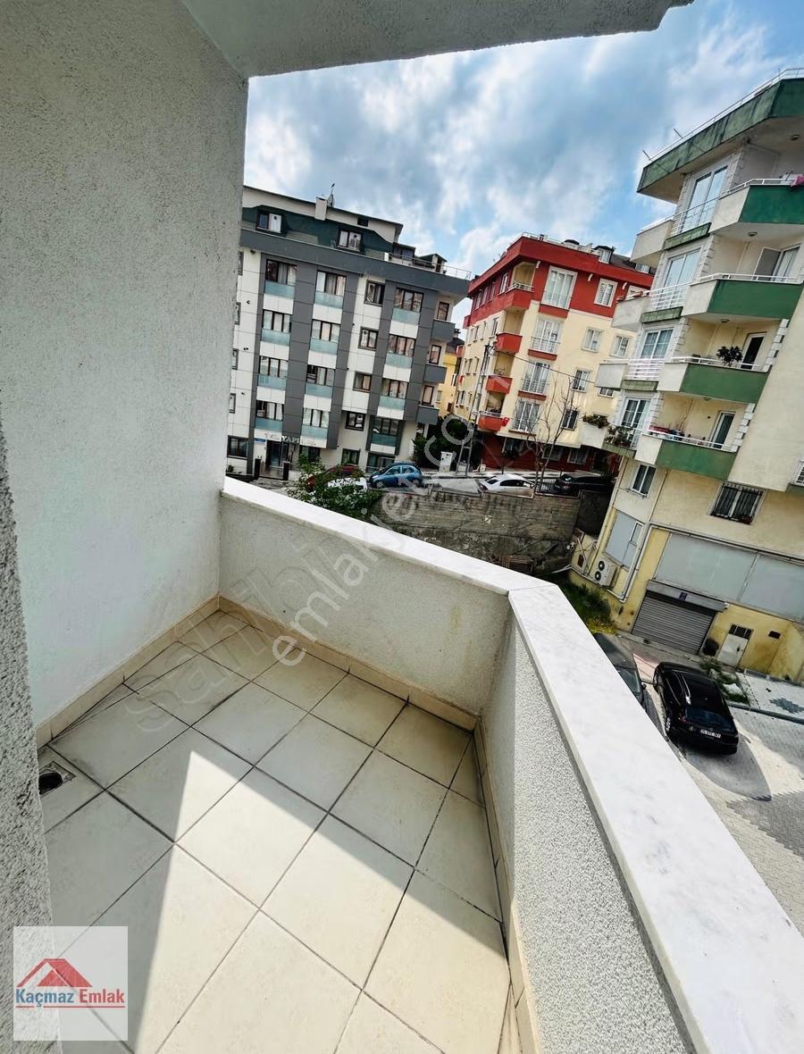 Maltepede Ara Kat Ebeveyn Banyolu Balkonlu 3+1 Kiralık Dairemiz - Görsel 7