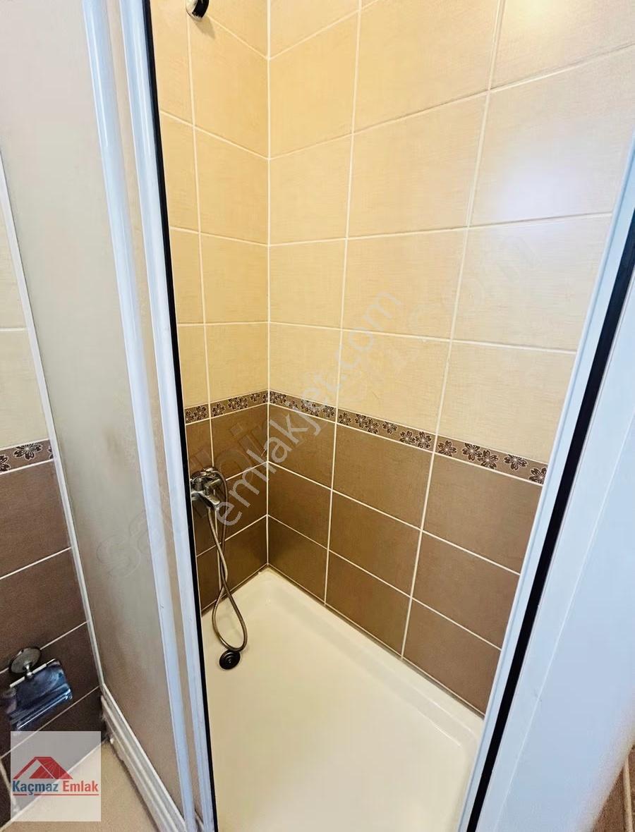 Maltepede Ara Kat Ebeveyn Banyolu Balkonlu 3+1 Kiralık Dairemiz - Görsel 15