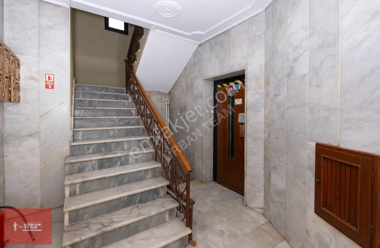 Erenköy Ülke Sokak Geniş Balkonlu Güney Cephe 2+1 Satılık Fırsat - Görsel 9