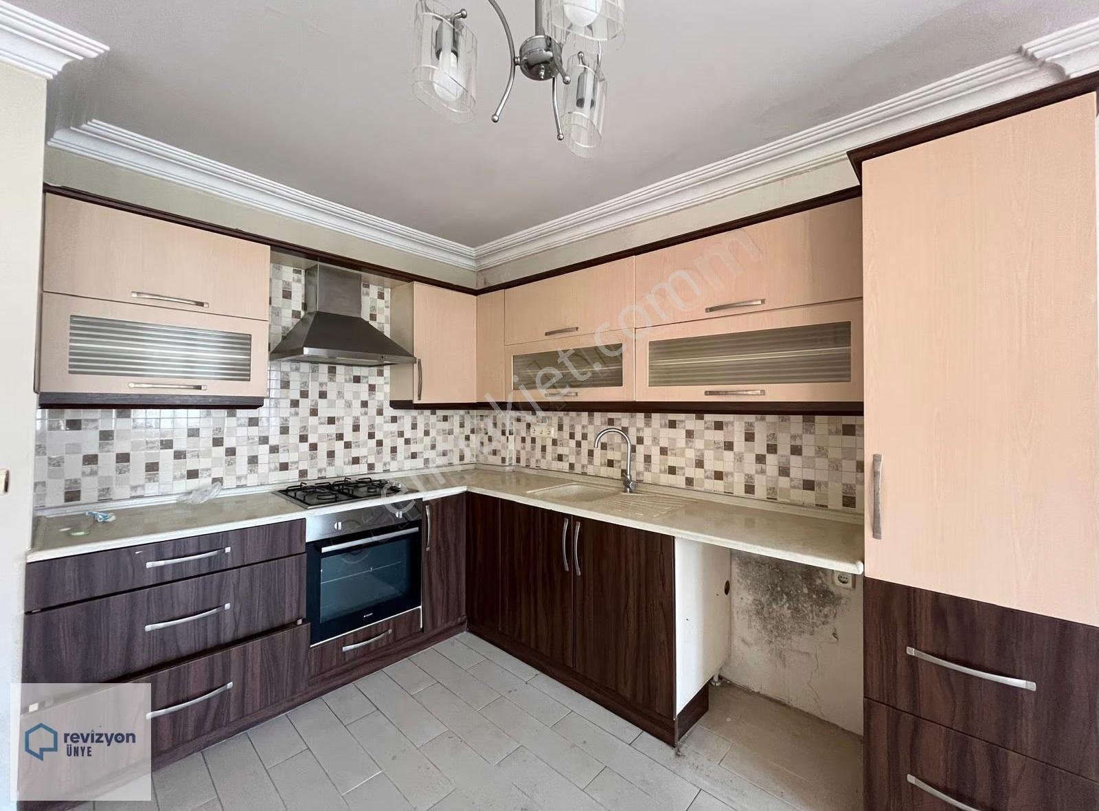 Revizyondan Bakırcılar Caddesin'de 2+1 Kiralık !! - Görsel 13