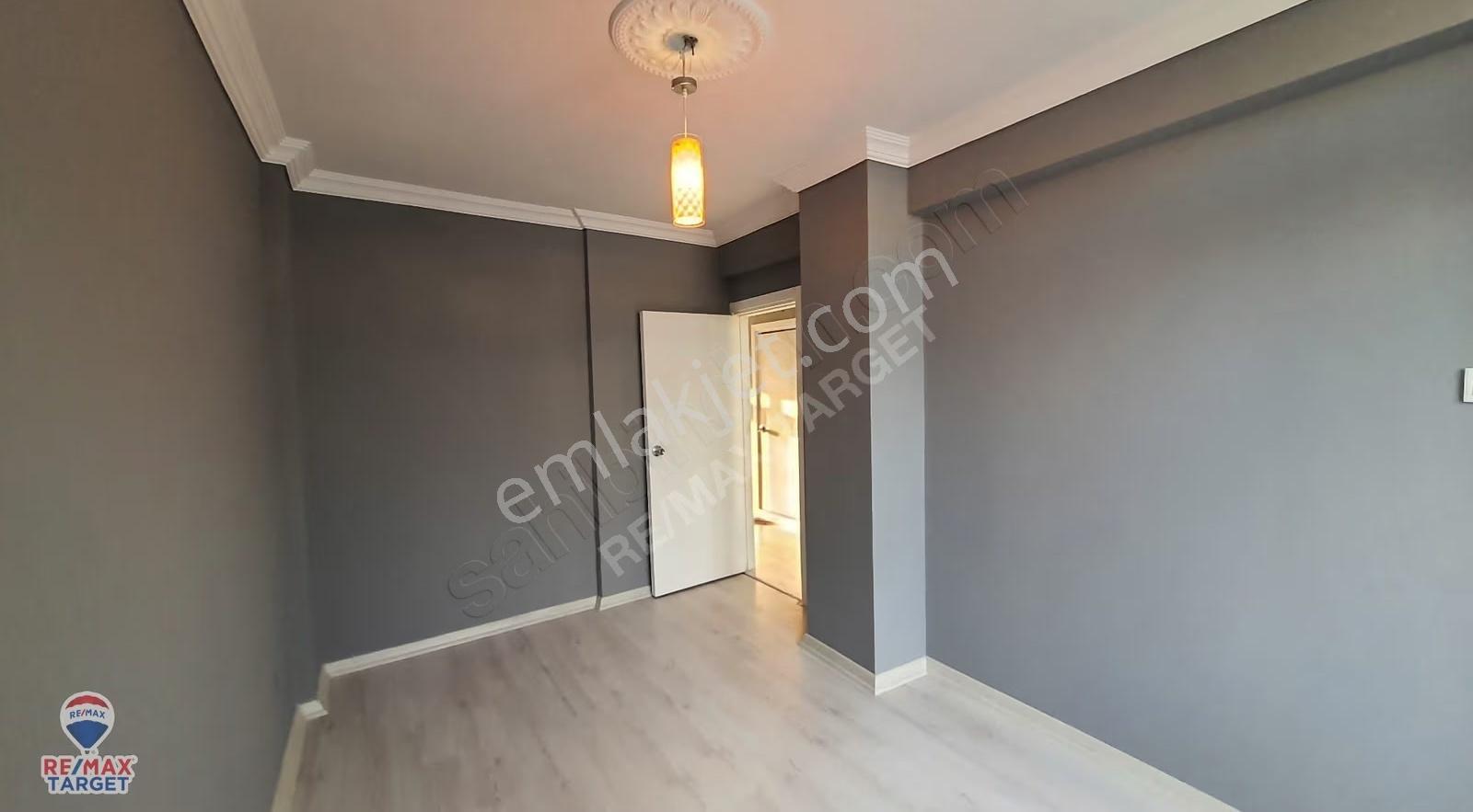 Karşıyaka Çarşı Akbank Sokağında 2+1 İçi Yapılı Daire Satılık - Görsel 14