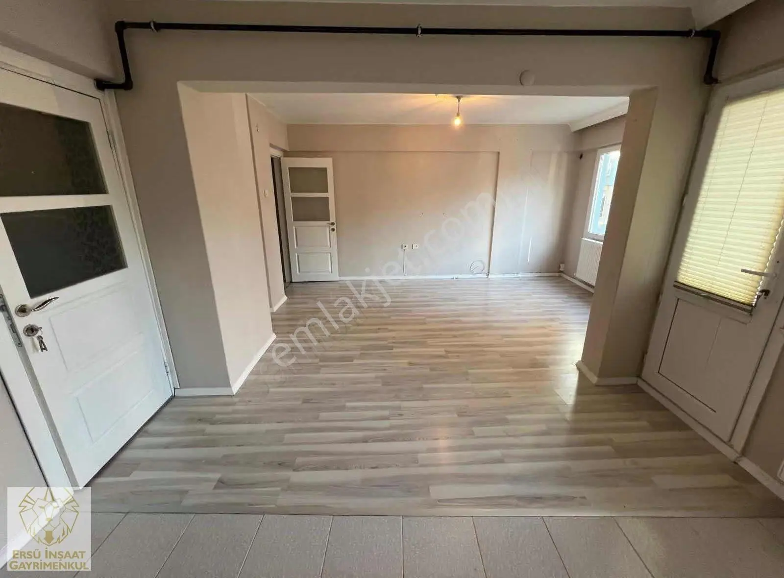Ersü'den Merkez Cami Sokağı 2+1 100m2 Doğalgazlı Daire - Görsel 12