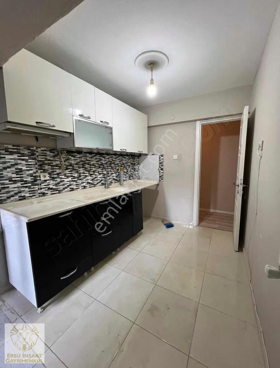 Ersü'den Merkez Cami Sokağı 2+1 100m2 Doğalgazlı Daire - Görsel 4
