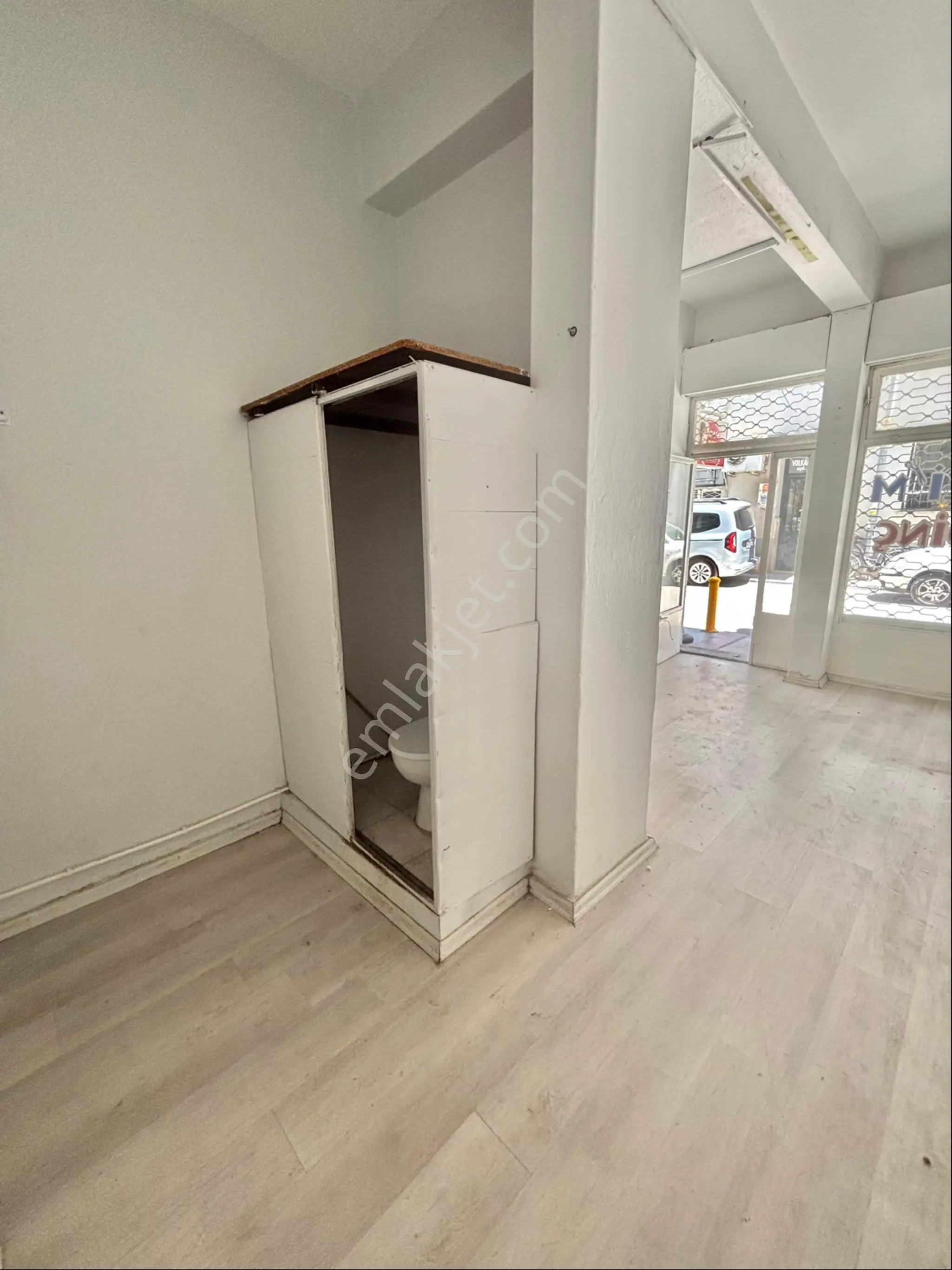 Güzelyalı’da Yatırıma Veya Kullanıma Uygun Dükkan - Görsel 3