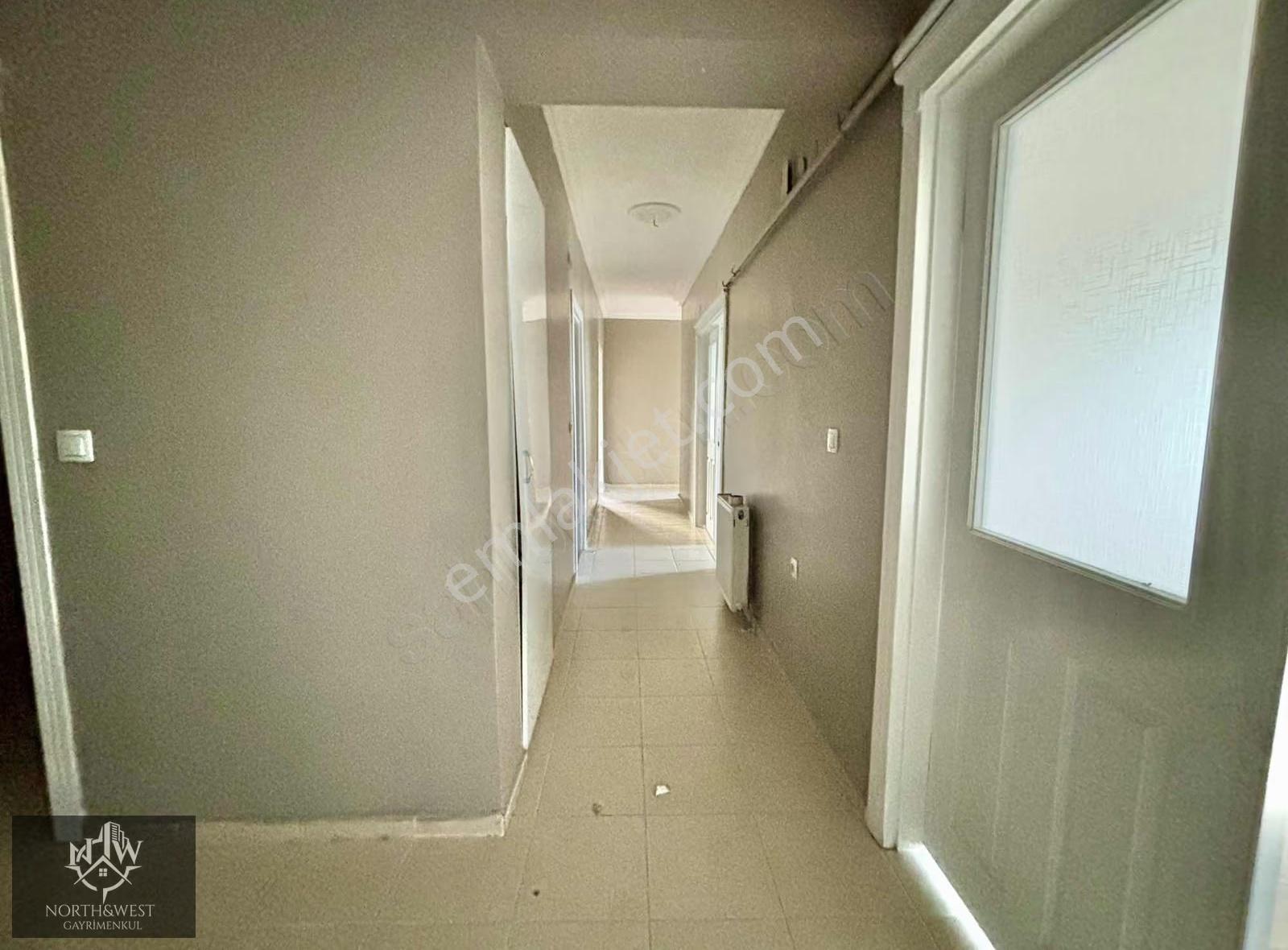 Ata Mahallesi Palmiye Sitesi Ara Kat Kiralık 3+1 Daire - Görsel 13