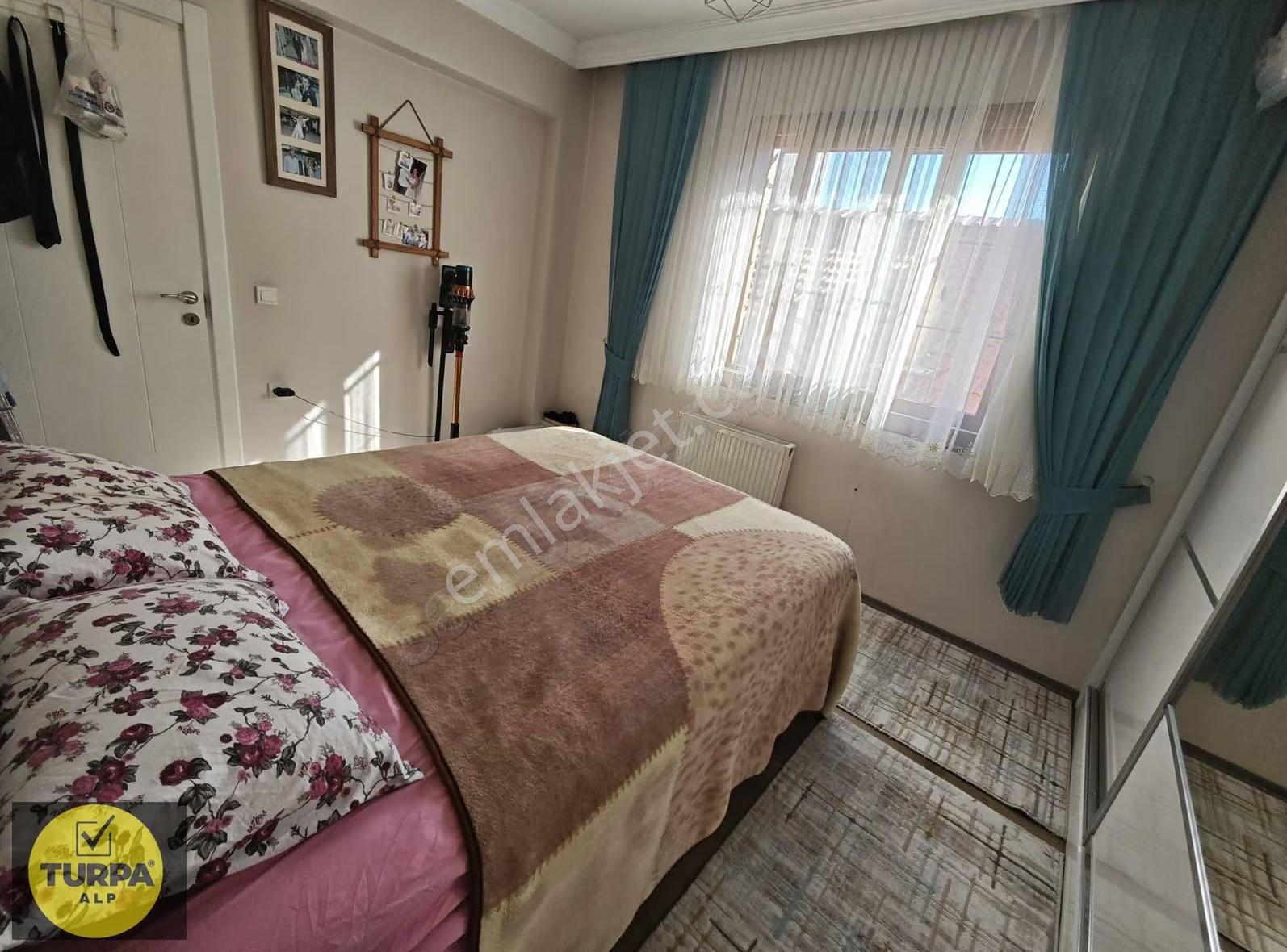 Gediz Eshot Durağı Karşısı Kiralık Daire - Görsel 11