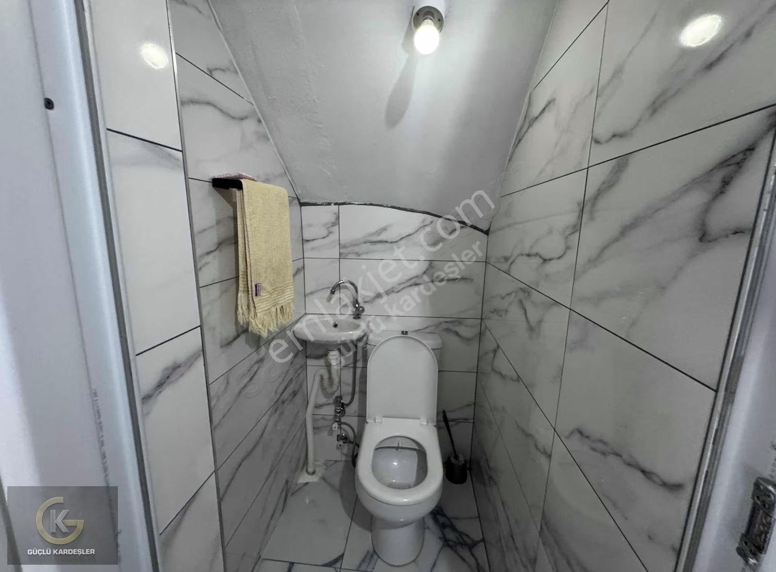 Güçlü Kardeşler Merkezde 3+1 Tadilatı Yapılmış Kat Dubleksi - Görsel 35