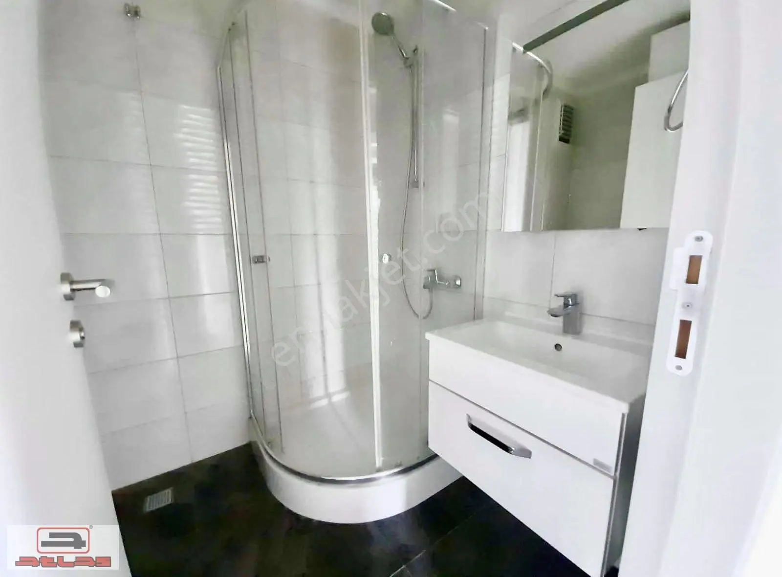 Atlas'tan Vadi Residence 2+1 100m2 Eşyalı Klimalı Kiracılı Daire - Görsel 3