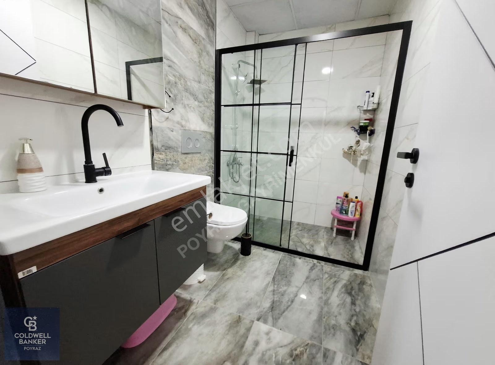 Menderes Coldwell Banker'dan Özel Havuzlu Geniş Bahçe 4+1 Villa - Görsel 25