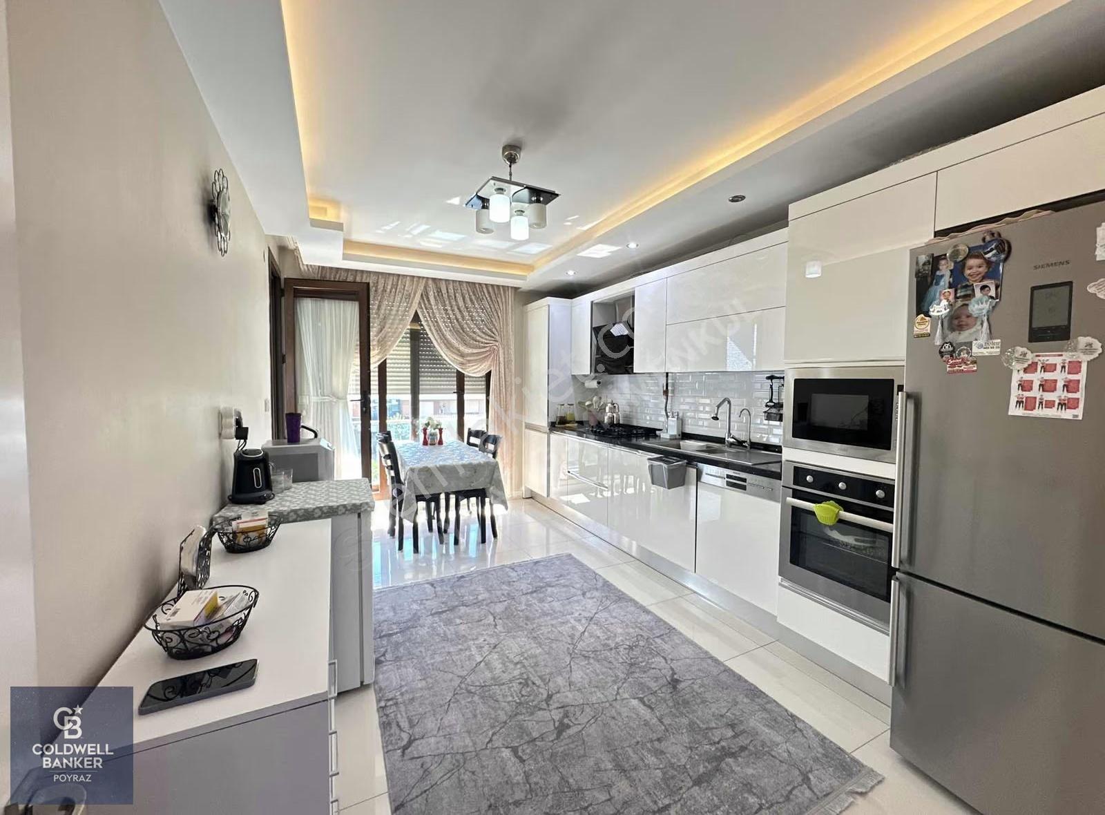 Menderes Coldwell Banker Poyraz'dan Havuzlu 3+1 Lüks Daire - Görsel 3
