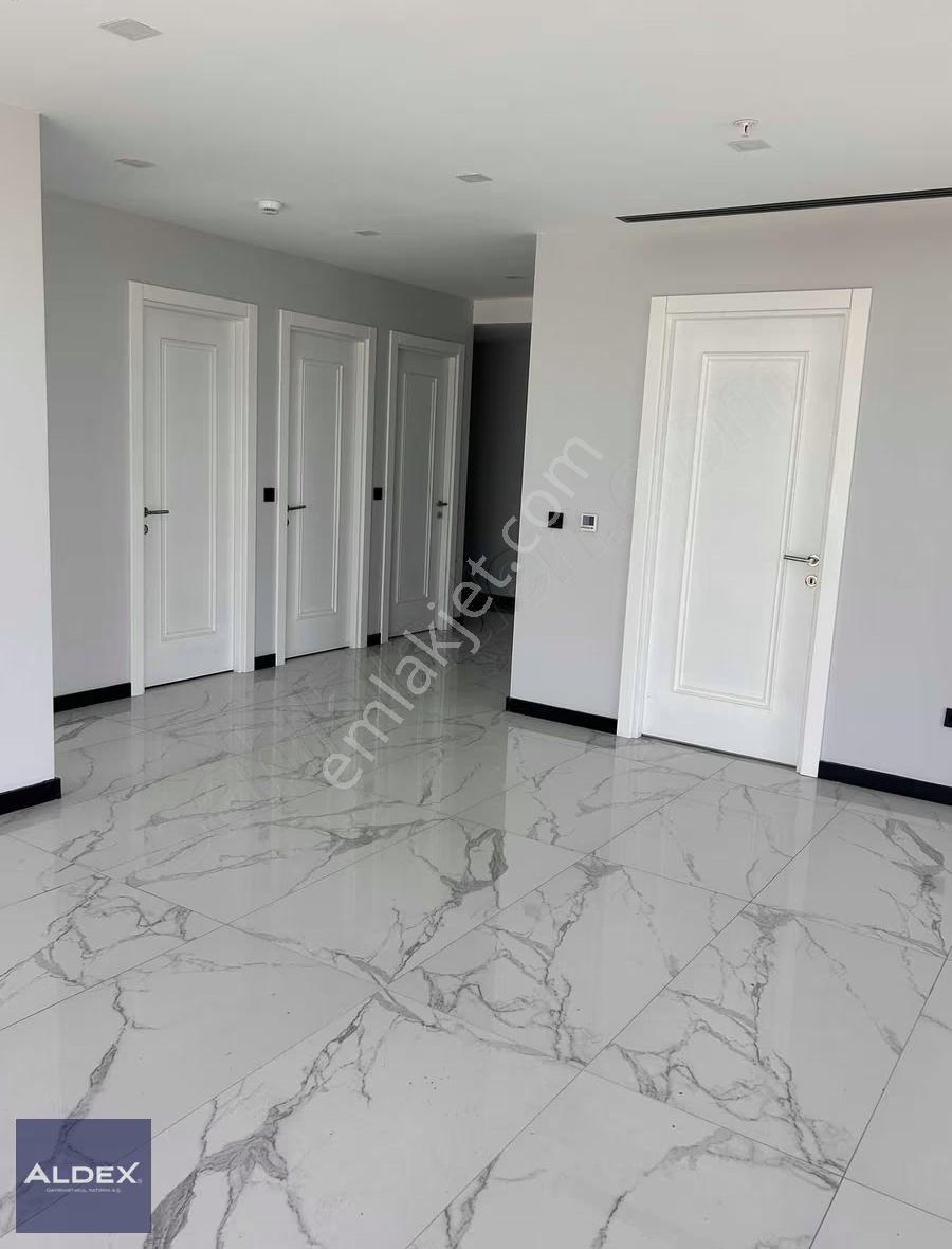 Ankara Çayyolu - Gold N State Plaza - 2+1 Hazır Ofis - Görsel 3