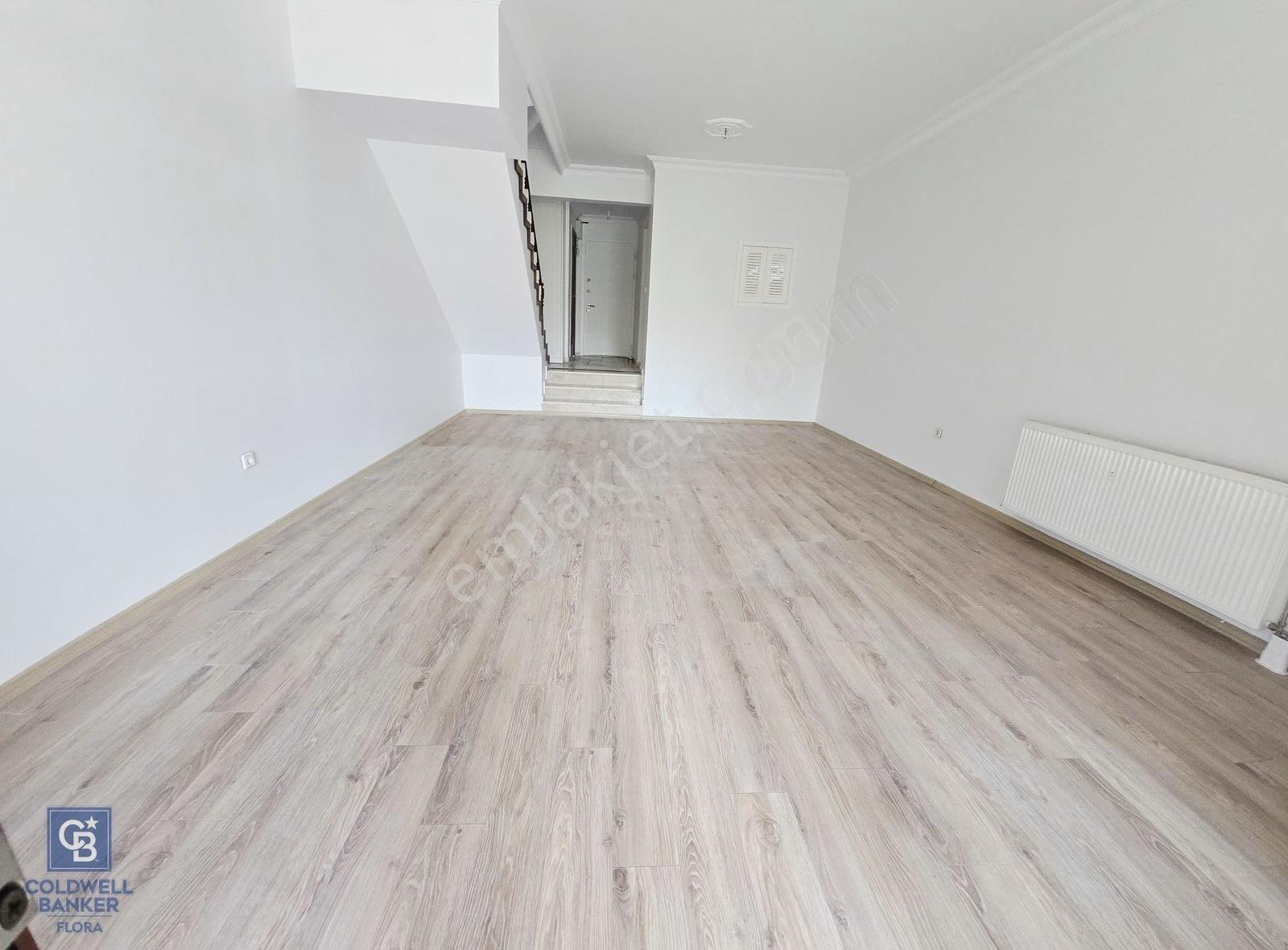 Deniztepe Evleri Kiralık 4+2 Triplex Villa Tadilatlı - Görsel 26
