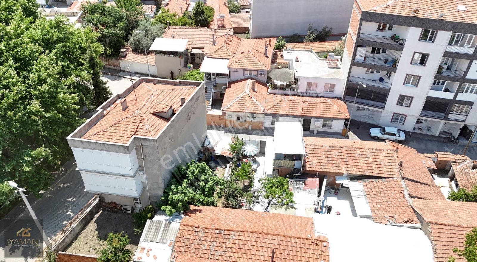 Reşatbey Mahallesi'nde 3 Kat İmarlı Satılık Yatırımlık Arsa - Görsel 5