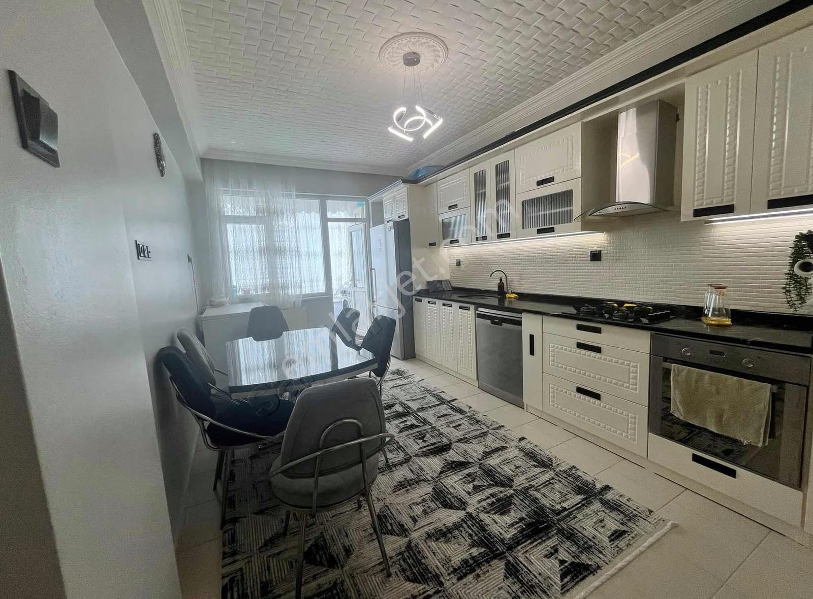 -sancak Mah Veysel Karani Caddesi Arakat 3+1 Geniş Bakımlı Daire