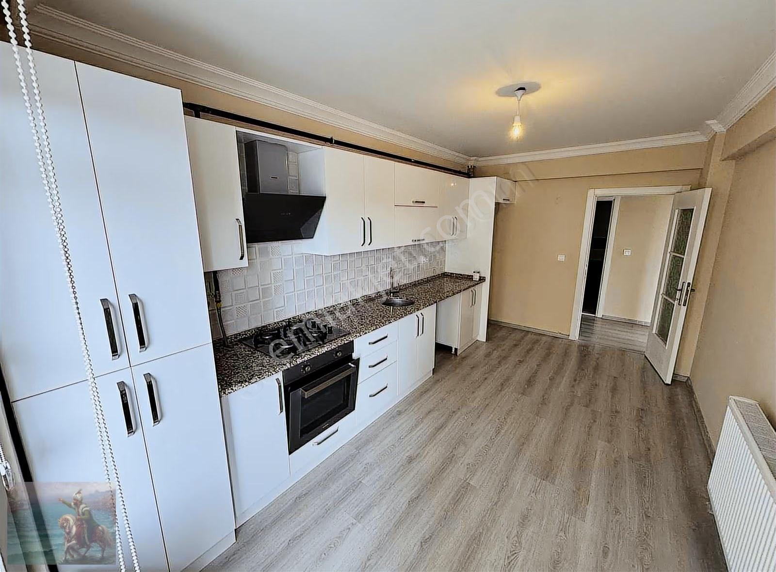 Düzce Bahçeşehirde 3+1 155 M2 Sıfır Ara Kat Manzaralı Daire - Görsel 2