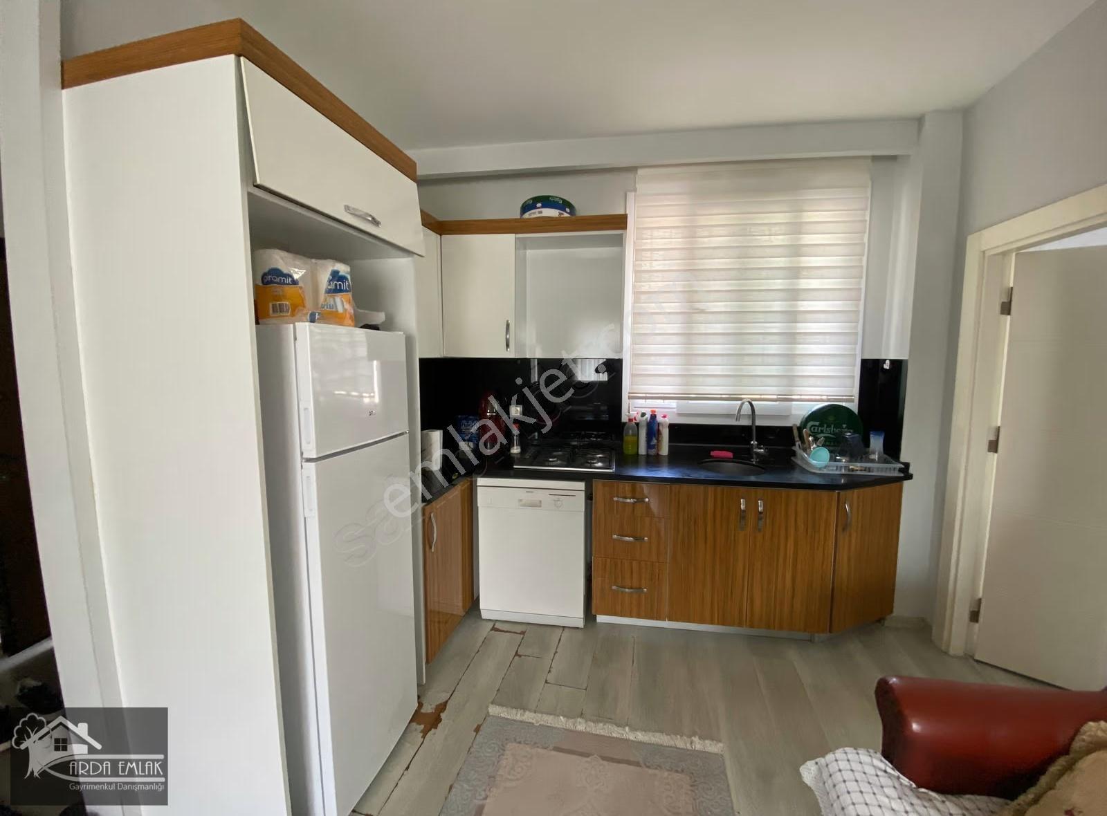 Ardadan Mersin Yenişehir Barbarosda Eşyalı Kiralık Merkezi Daire - Görsel 2