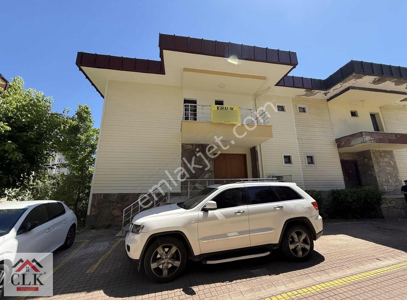Çekmeköy Sultançiftliği Mah Taşdelen Konakların'da Kiralık Villa