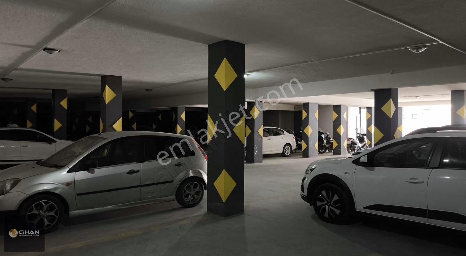 Kuşadası Merkezde Kiralık Ofis Büro - Görsel 3