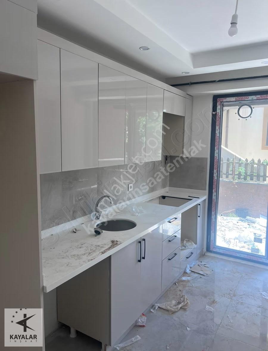 Kayalar Emlaktan Yalova İsmetpaşa Mah. Acil Satılık 2+1 Daire