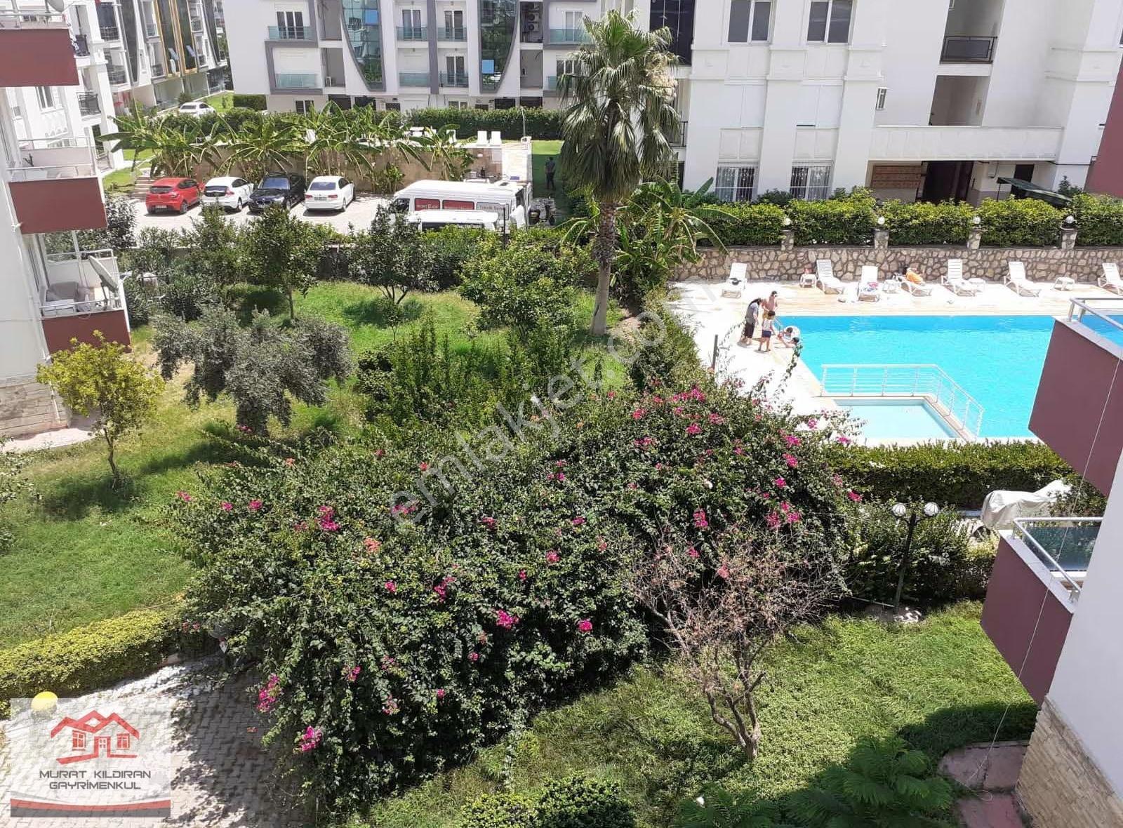 Geniş Katta 2 Balkonlu Eşyalı Yada Eşyasız 2+1 Daire
