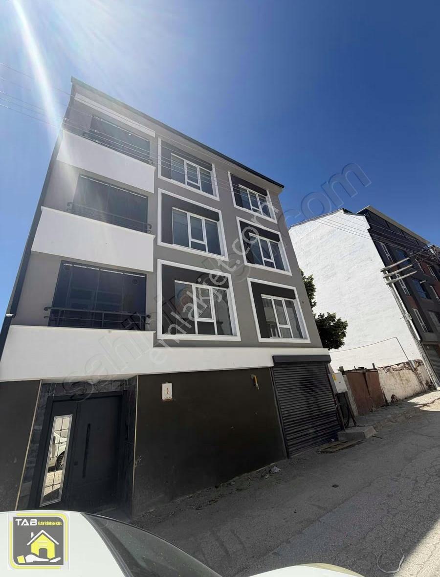 Tab Premıum'dan Çamlıca Mah.satılık Lüx Ara Kat 1+1 Daire