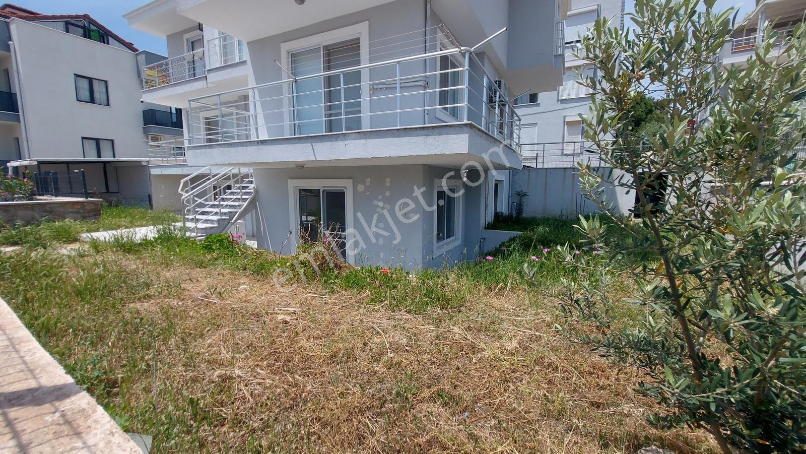 Ayvalık Küçükköy Gümrük Mahallesinde 2+1 Kiralık Yeni Daire - Görsel 4