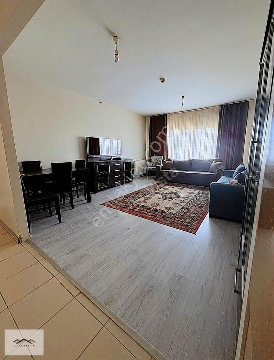 Esenyurt Site İçerisi Kiralık Eşyalı 2+1 Daire
