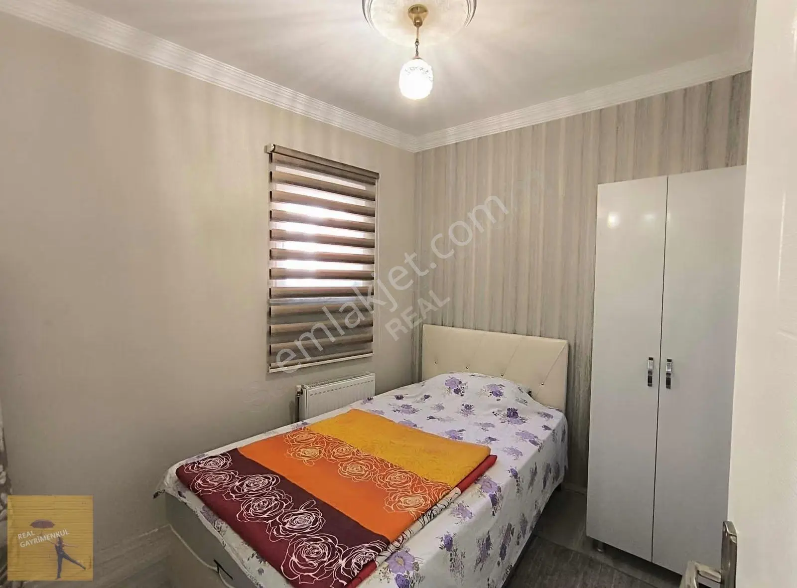 Real Emlaktan Üniveriteye Yürüme Mesafesinde 1+1 Eşyalı Daire - Görsel 2