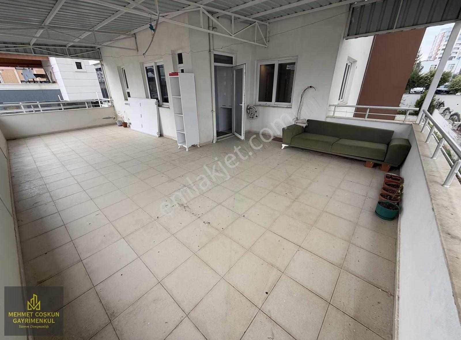 100.yılda Bulvar Üzerinde Az Katlı Teraslı Kiralık 2+1 Daire - Görsel 14