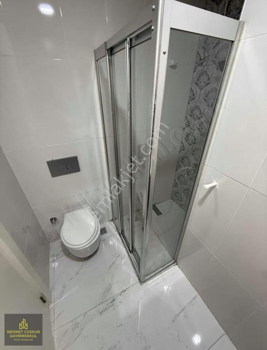 100.yılda Bulvar Üzerinde Az Katlı Teraslı Kiralık 2+1 Daire - Görsel 20