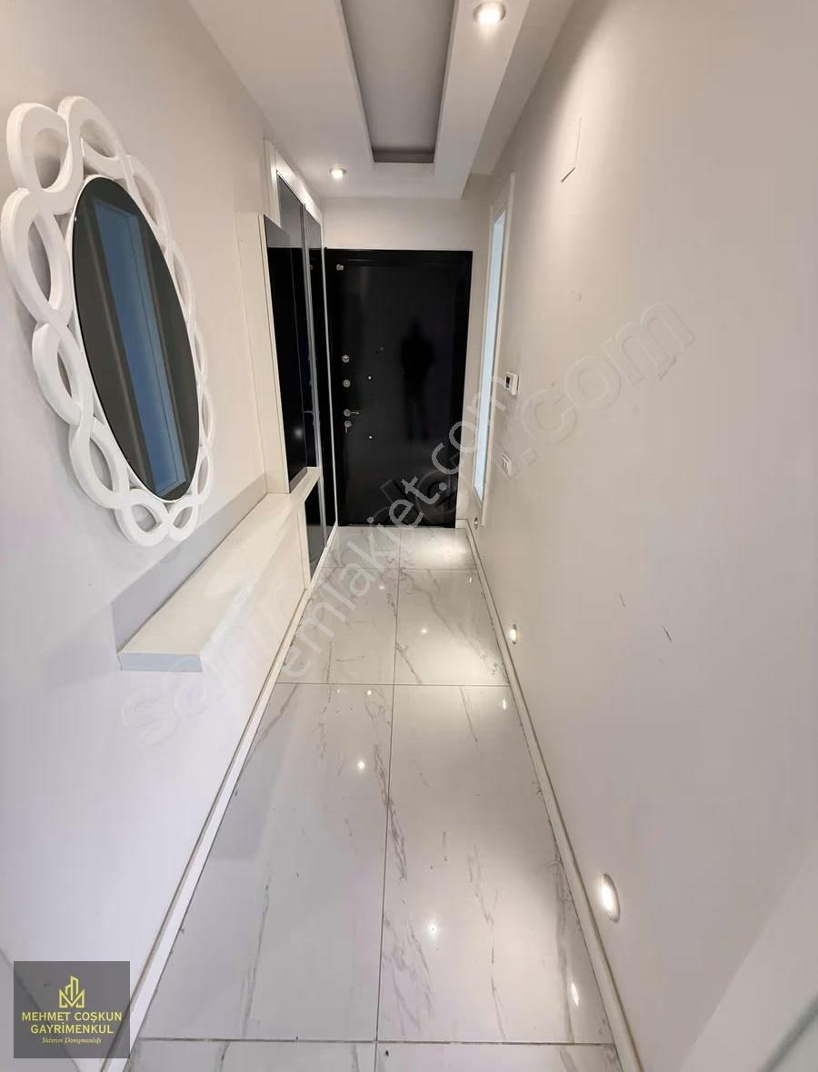100.yılda Bulvar Üzerinde Az Katlı Teraslı Kiralık 2+1 Daire - Görsel 17