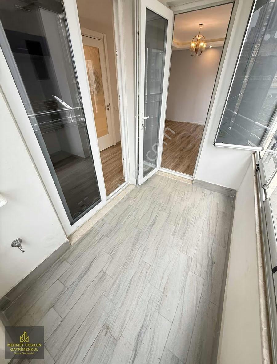 100.yılda Bulvar Üzerinde Az Katlı Teraslı Kiralık 2+1 Daire - Görsel 7