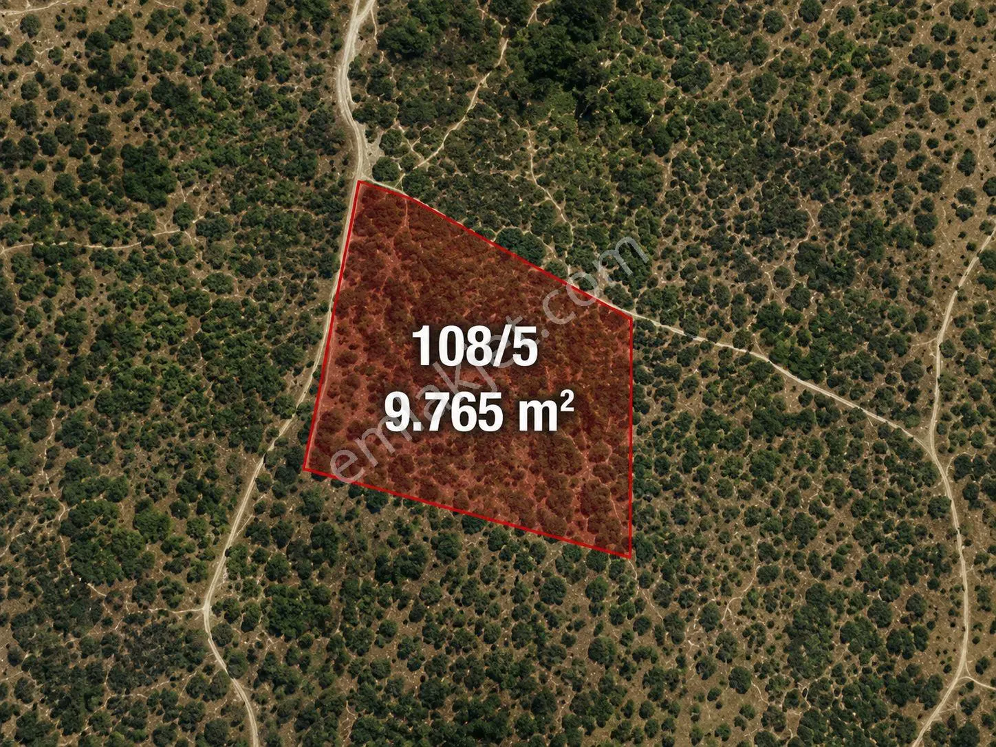 Spil Dağı Eteklerinde, Beşpınar'da 9.765 M² Büyüklüğünde Kiraz Bahçesi Ve Tarla