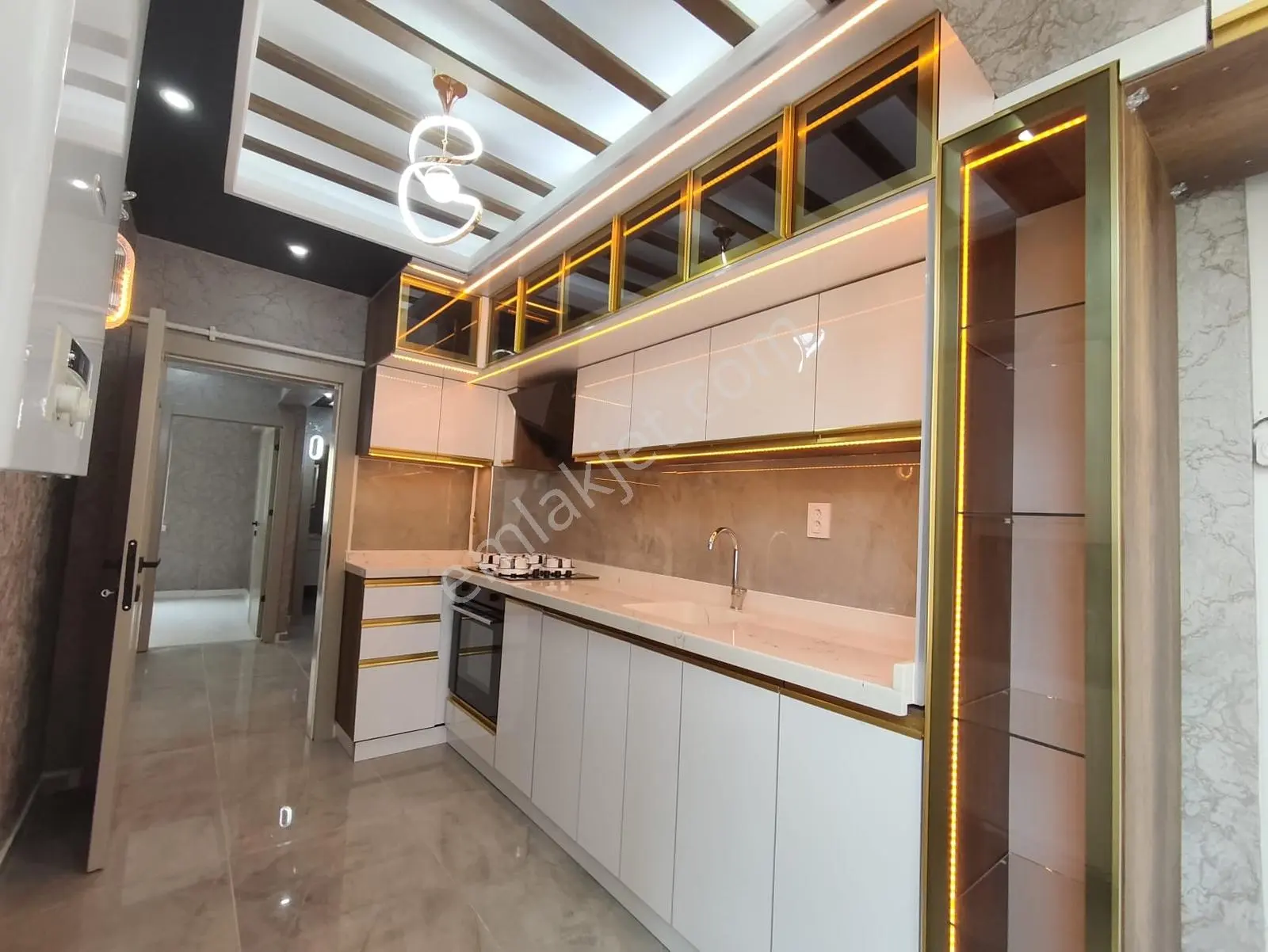 Yılmaz Gayrimenkulden Ultra Lüks Ful Yapılı 1 Kat Merkezi Konum - Görsel 34