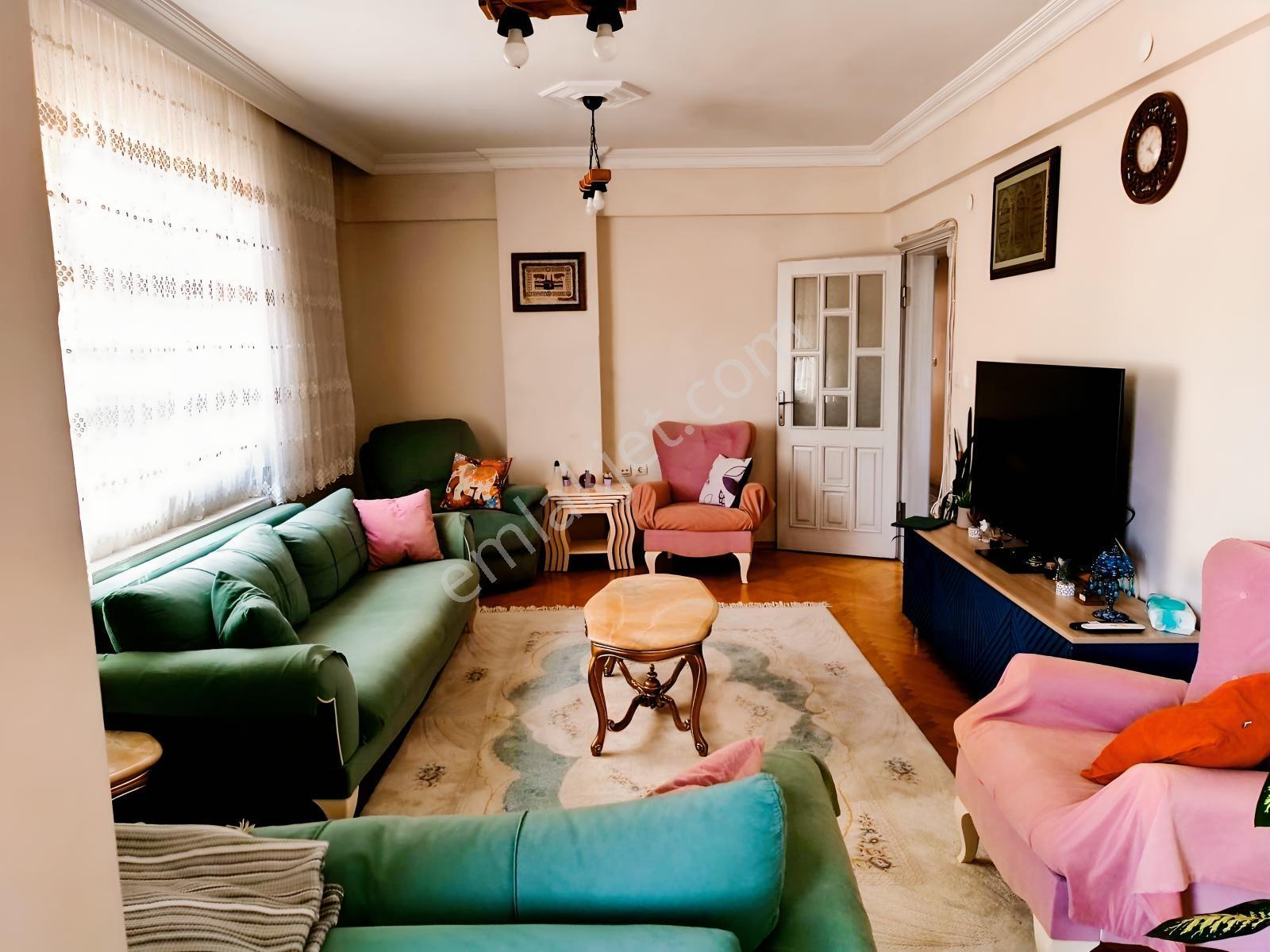 Soğanlık Yeni Mahallede Satılık 3+1 Daire