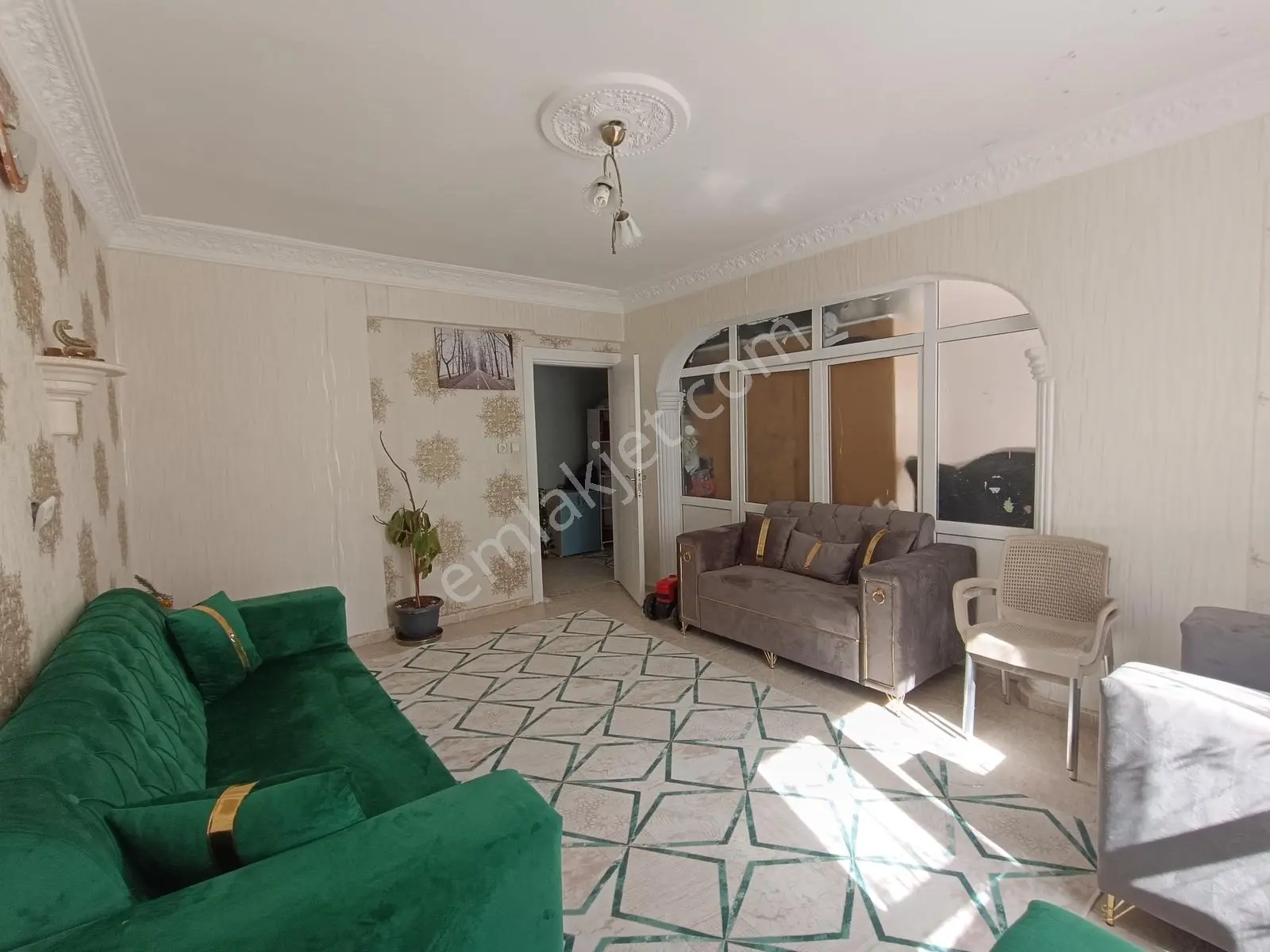 Babacandan Yenişehir'de Doğalgazlı Bakımlı 3+1 Satılık Daire