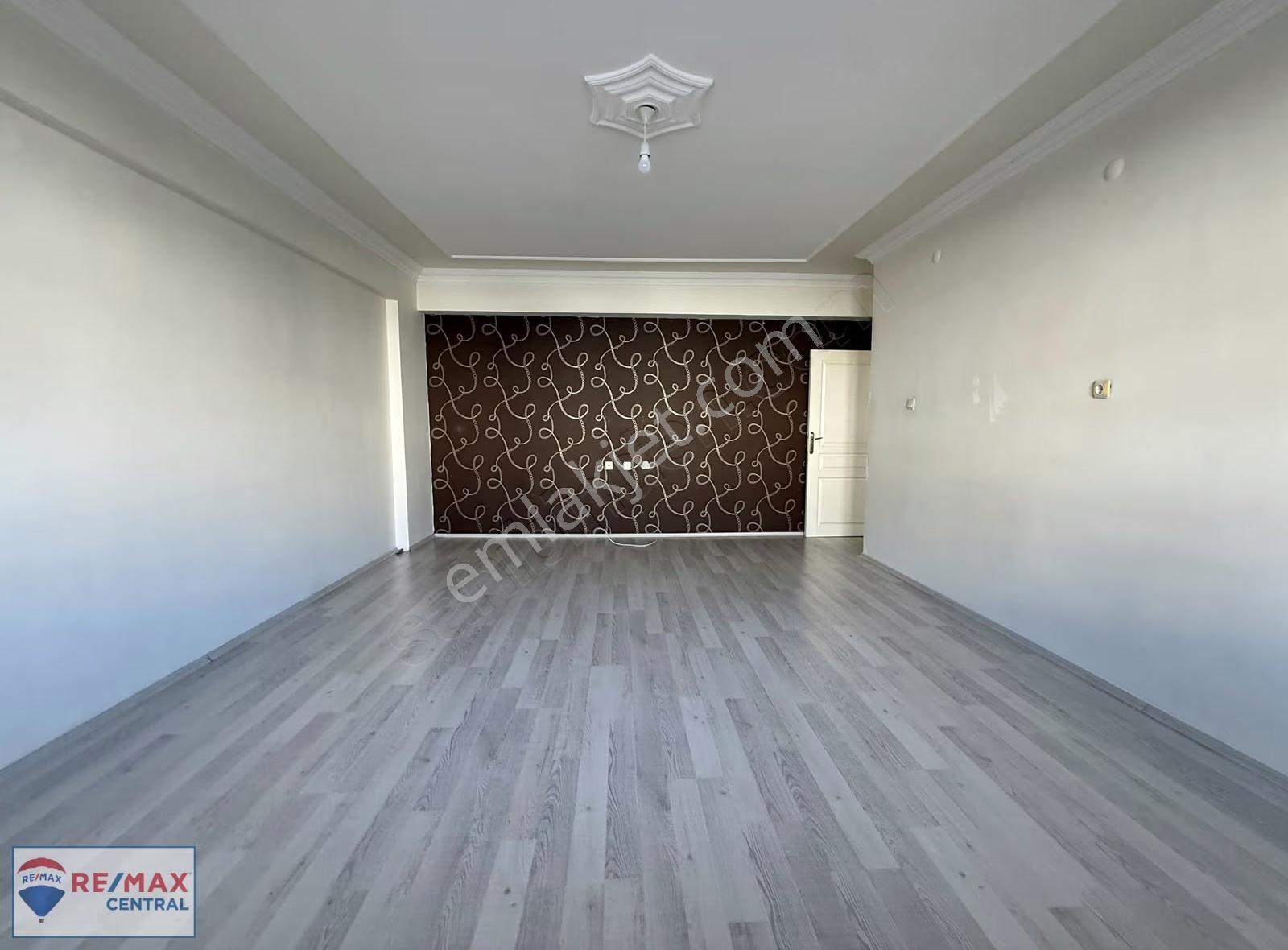 Re/max Central'dan Mehmet Akif Ersoy Mah'de 4+1-fırsat-satılık - Görsel 7