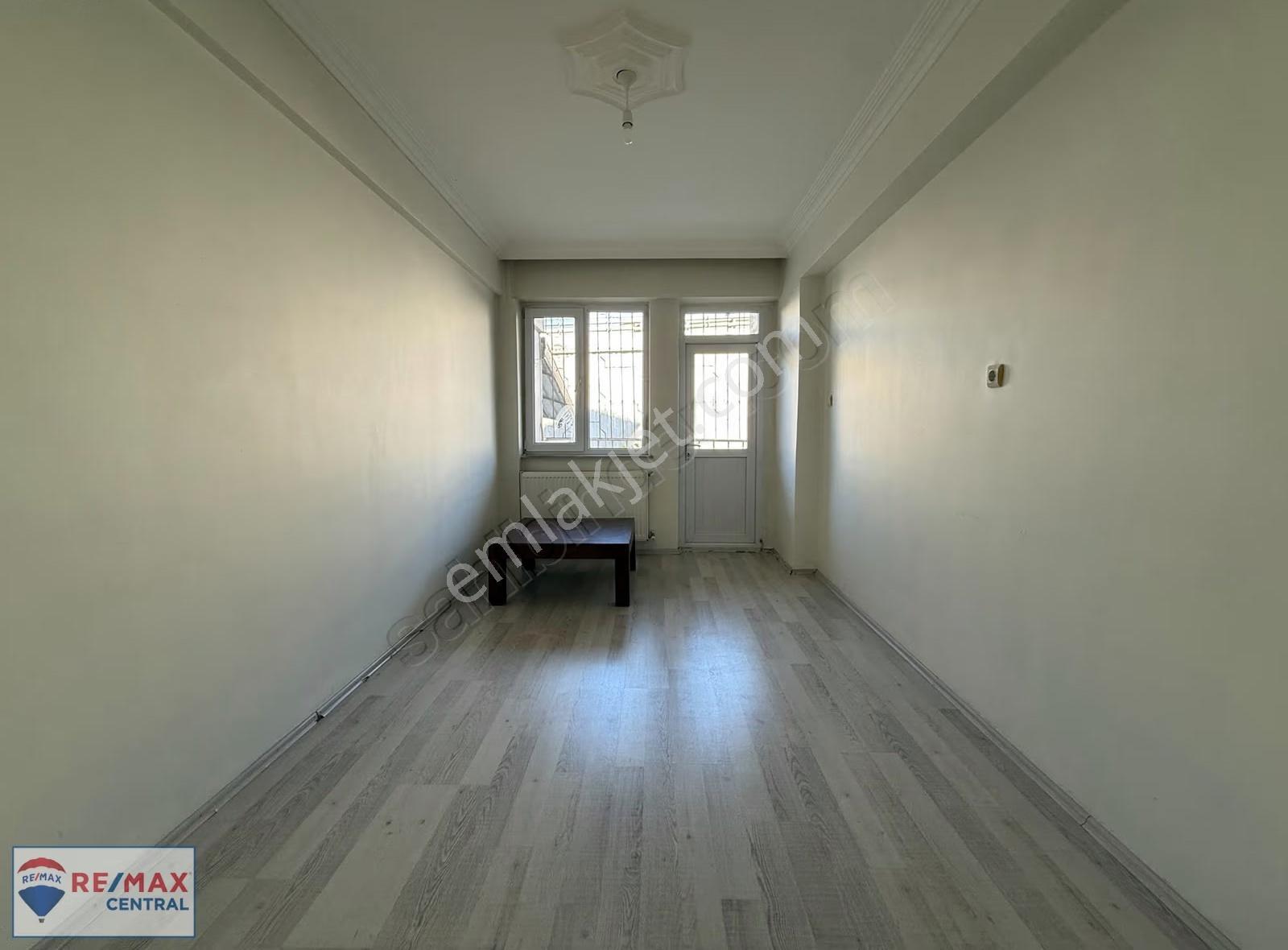 Re/max Central'dan Mehmet Akif Ersoy Mah'de 4+1-fırsat-satılık - Görsel 10