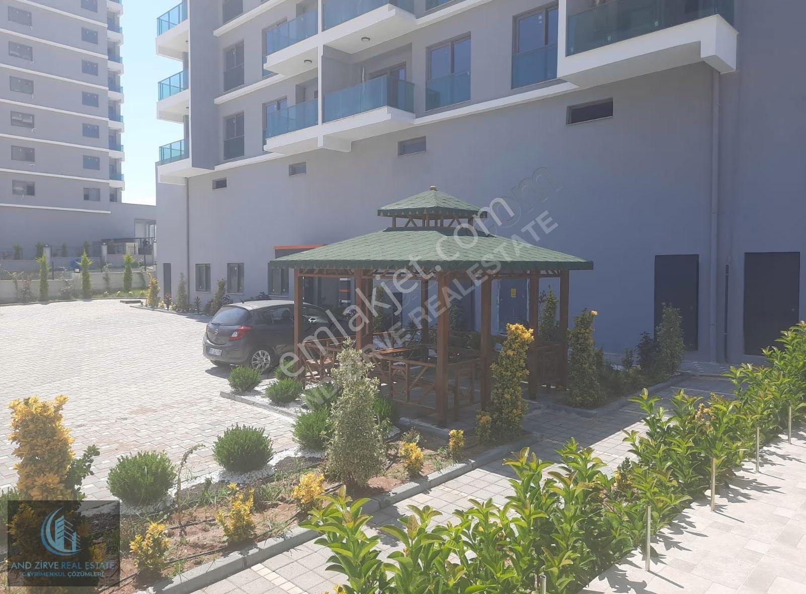 Mersin Tece'de Havuzlu Sitede Denize Yürüme Mesafesinde 1+1 - Görsel 10