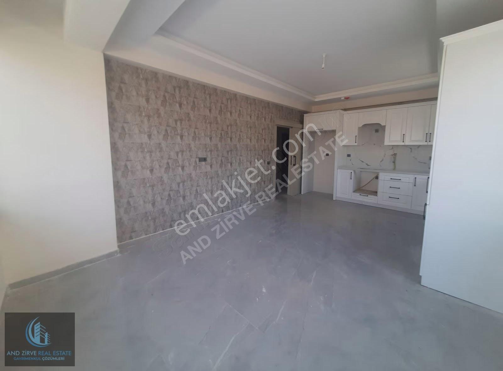 Teraslı 4+1 Kullanımlı Kombili Bağımsız Mutfak Lüks Daire - Görsel 28
